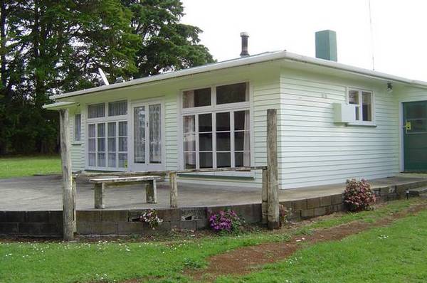 CLOSE TO WAIPAPA Picture 1