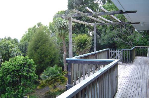 PRIVATELY SET WITH LOVELY INLET VIEWS Picture