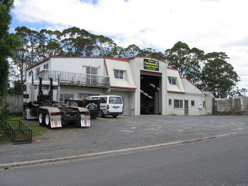 COMMERCIAL INVESTMENT Picture 1