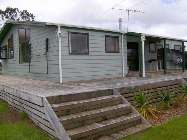 CUTE RURAL PROPERTY Picture 1