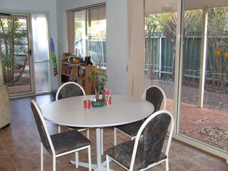 WHAT A GREAT BUY AT A GREAT PRICE! Picture 3