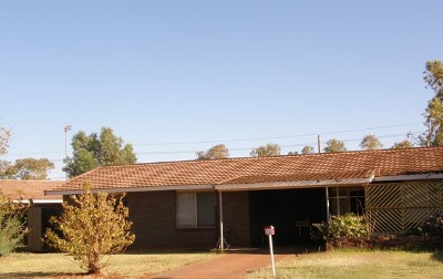 STRONG INVESTMENT OPPORTUNITY - COMPANY LEASE Picture