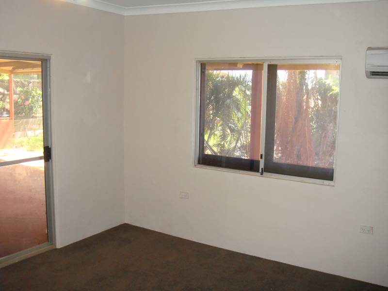 GREAT LOCATION, GREAT PROPERTY Picture 2