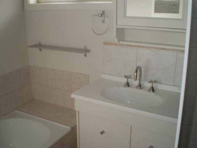 Fully renovated beauty Picture 3