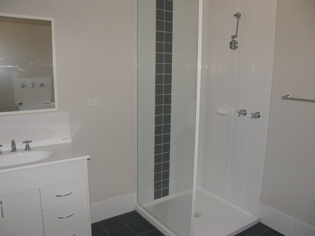 QUALITY INVESTMENT - $72,800PA Picture 3