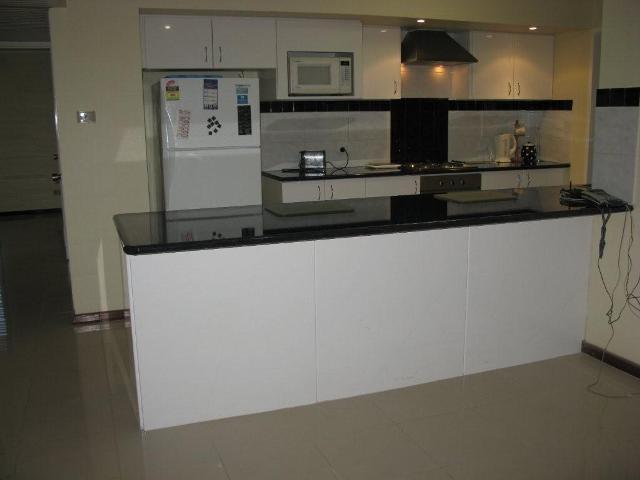 Supreme Location Picture 2