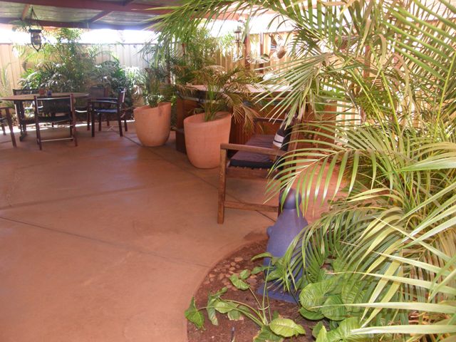 EXECUTIVE HOME IN EXCELLENT LOCATION Picture 3