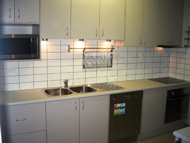 Fresh 5 star renovation Picture 2