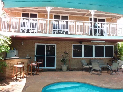 LOOKING FOR THE BEST IN AN EXCLUSIVE LOCATION Picture LOOKING FOR THE BEST IN AN EXCLUSIVE LOCATION Picture