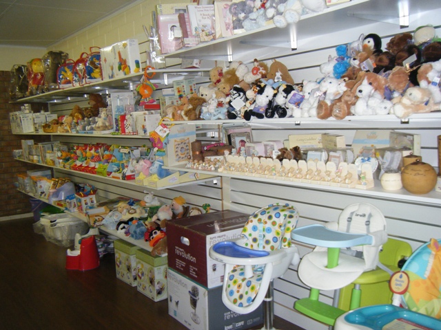 BE QUICK TO BUY THIS BABY SUPPLY BUSINESS Picture 3