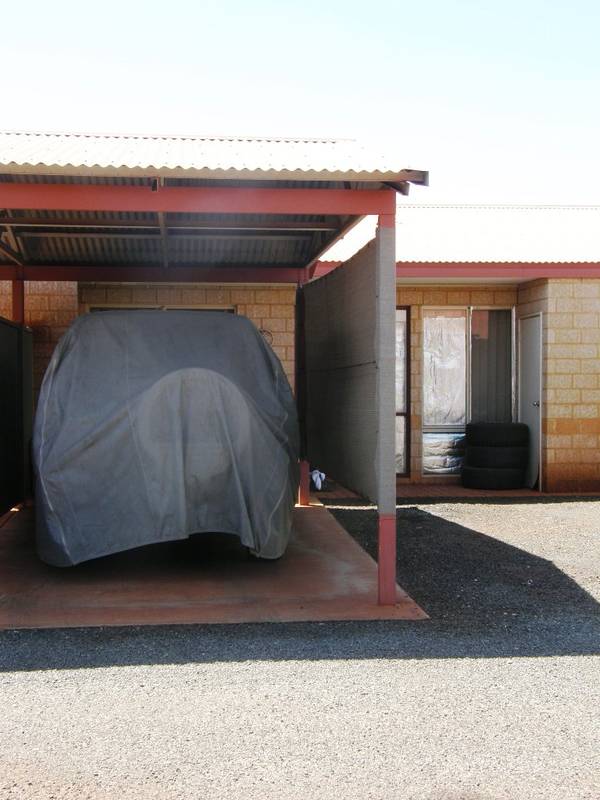 JUST BACK ON THE MARKET Picture 1