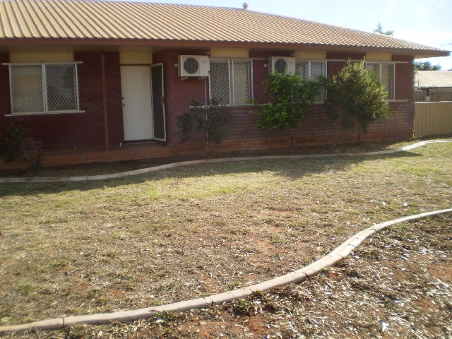 Neat and tidy Family home Picture 1