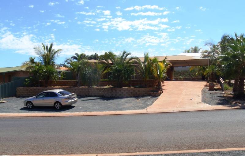 PRETTY GOOD IN PRETTY POOL!! Picture 1