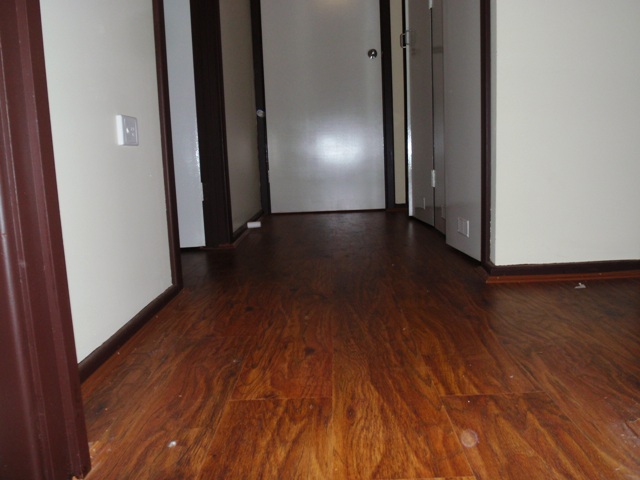 HUGE 1400M2 DUPLEX BLOCK Picture 3