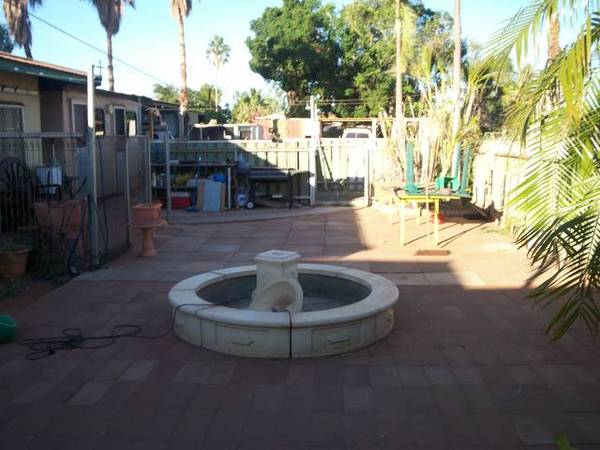 Wedgefield Gem with heaps of Accommodation Picture 3