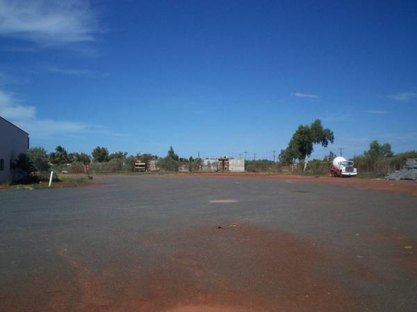 Large Vacant Corner Block Picture 2