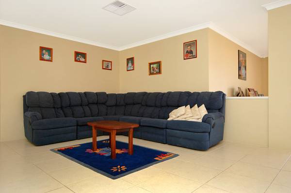 DONT BE DECEIVED Picture 3