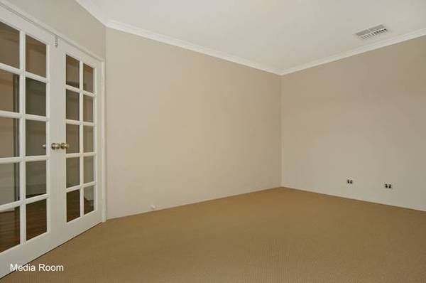 Bring the family Picture 3