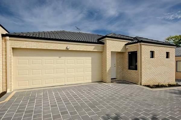 BRAND NEW - PRIME WESTMINSTER Picture 1