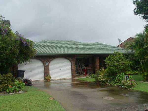 Tropical Oasis Picture 1