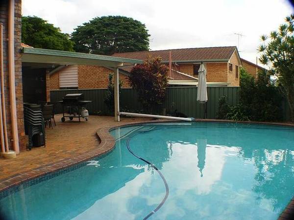 Large Family Home Picture 2