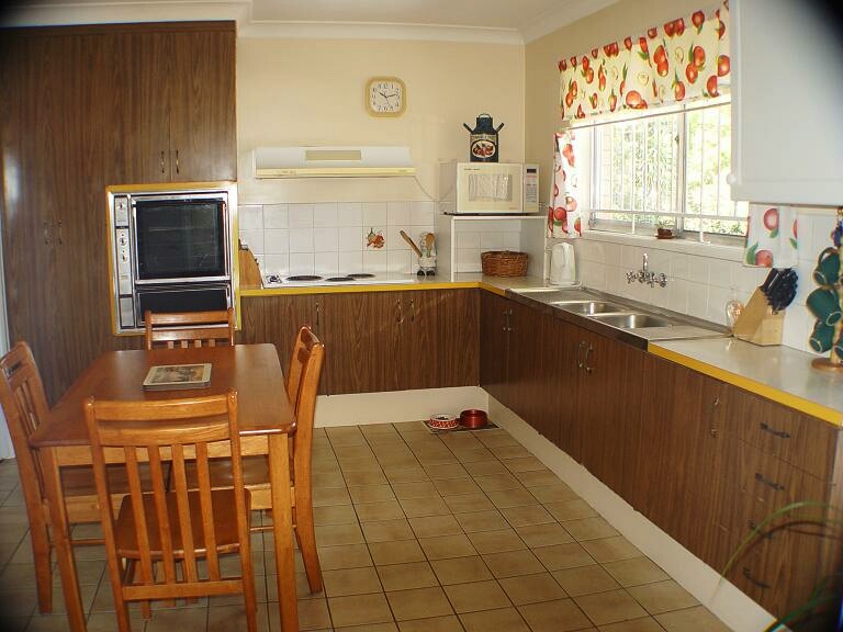 Soooo Convenient Picture 3