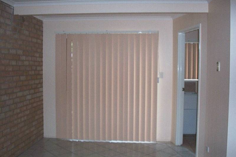 Neat and Tidy Townhouse Picture