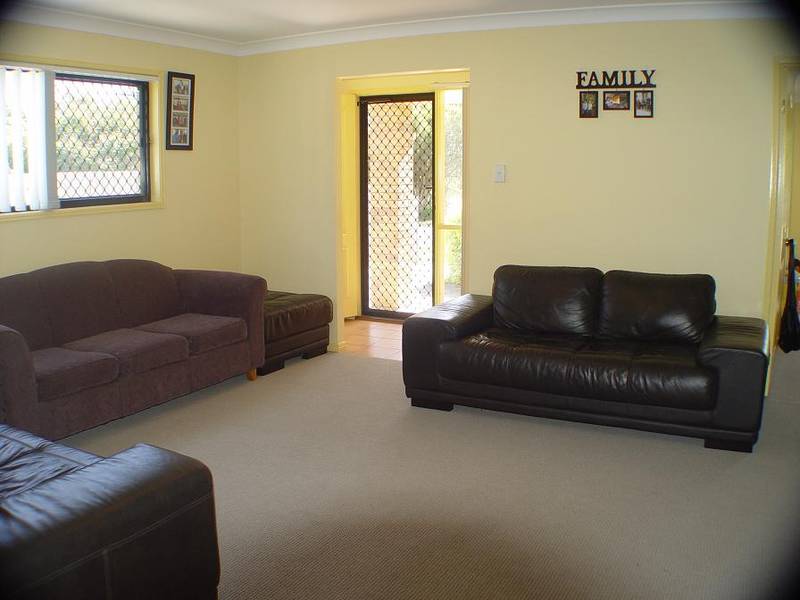 Low Maintenance Living! Picture 2