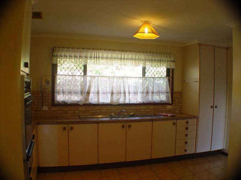 Family Home Plus Office Picture 2