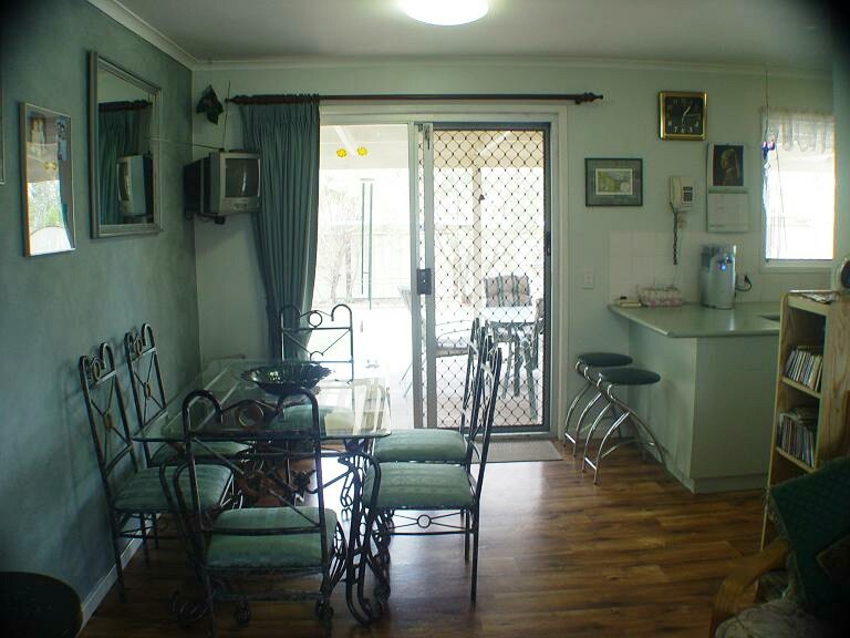 Be In By Xmas Picture 3