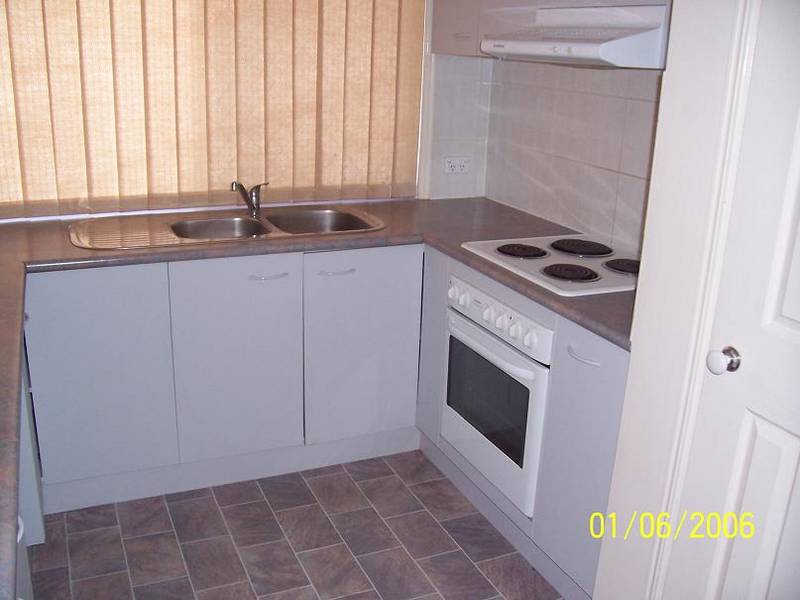 Modern Four Bedroom Home Picture 2