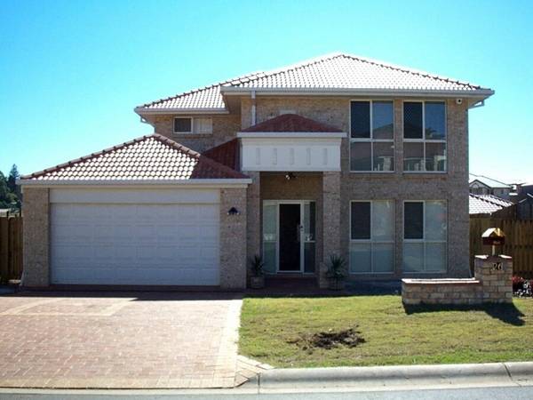 Two Storey Executive Home, Fabulous Location Picture 1