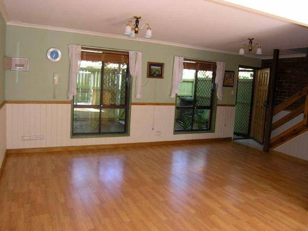 SUIT INVESTORS Picture 3