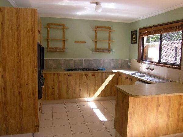 SUIT INVESTORS Picture 2