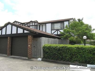 THE ENTERTAINER Picture THE ENTERTAINER Picture