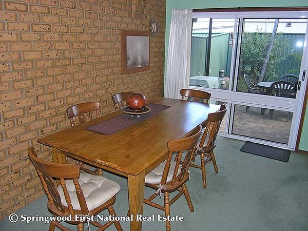 NEAT AND NIFTY TOWNHOUSE Picture 3