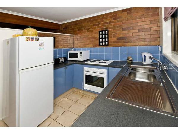 CUTE, COSY & CONTEMPORARY Picture 2