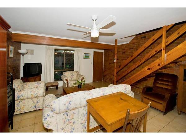 CUTE, COSY & CONTEMPORARY Picture 3