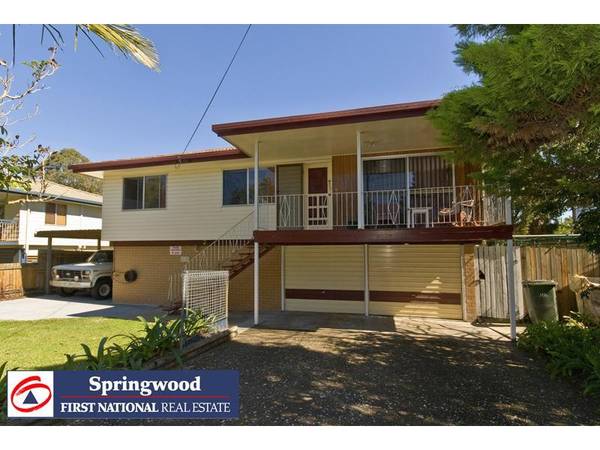 A REAL FAMILY HOME Picture 1