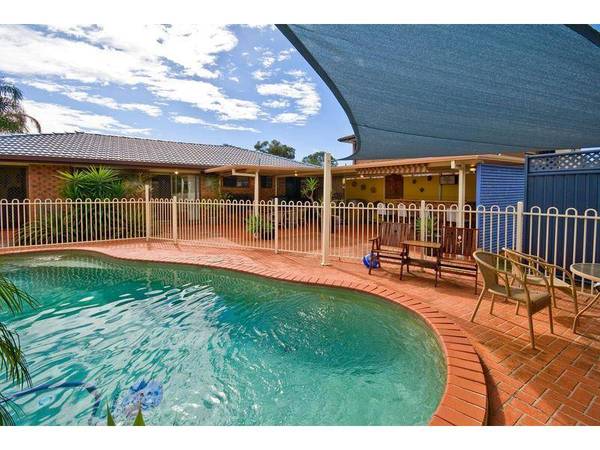 YOUR OWN PRIVATE RESORT Picture 3