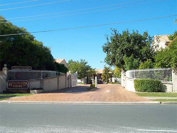 Rosewood Court Picture 1