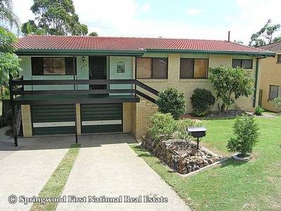 WELL PRESENTED FAMILY HOME Picture