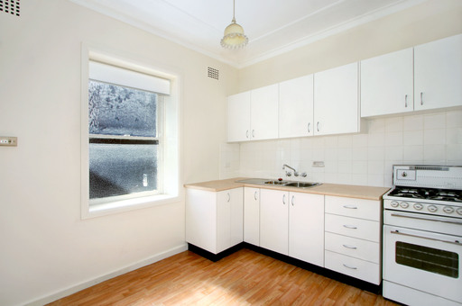 SOLD BY PETER GILLMAN & MICHAEL MURRAY !!!! Picture 3