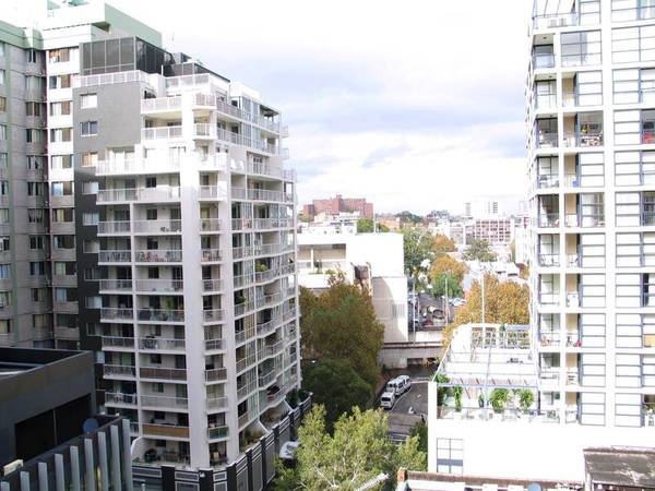 LEASED BY PETER GILLMAN!!!! Picture 3