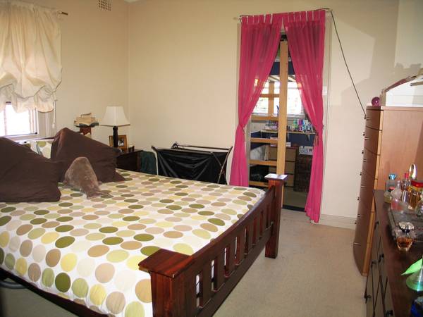 LEASED BY MICHAEL MURRAY!!!!! Picture 3