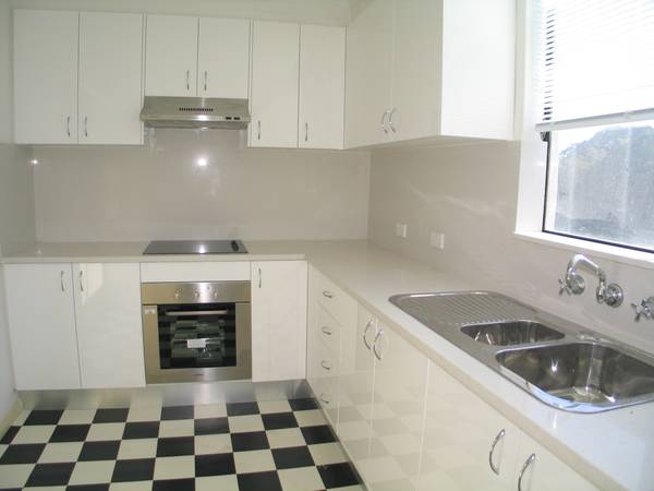 LEASED BY MICHAEL MURRAY IN ONE INSPECTION!!!!! Picture 2