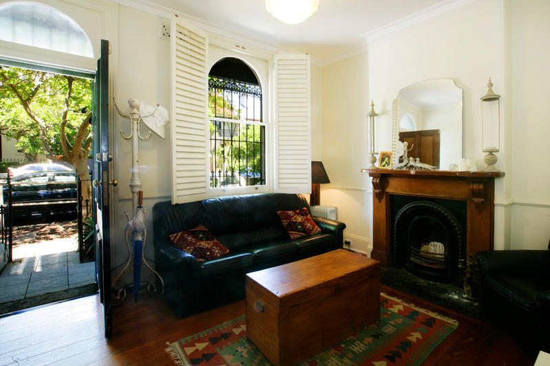 SOLD BY PETER GILLMAN!!!!! Picture 2