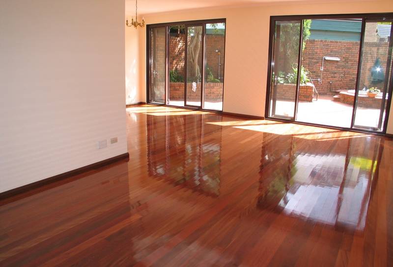 LEASED BY MICHAEL MURRAY!!!! Picture 1