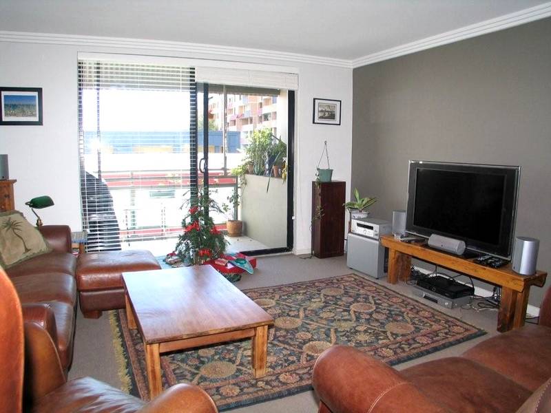 STYLISH NEW YORK STYLE APARTMENT Picture