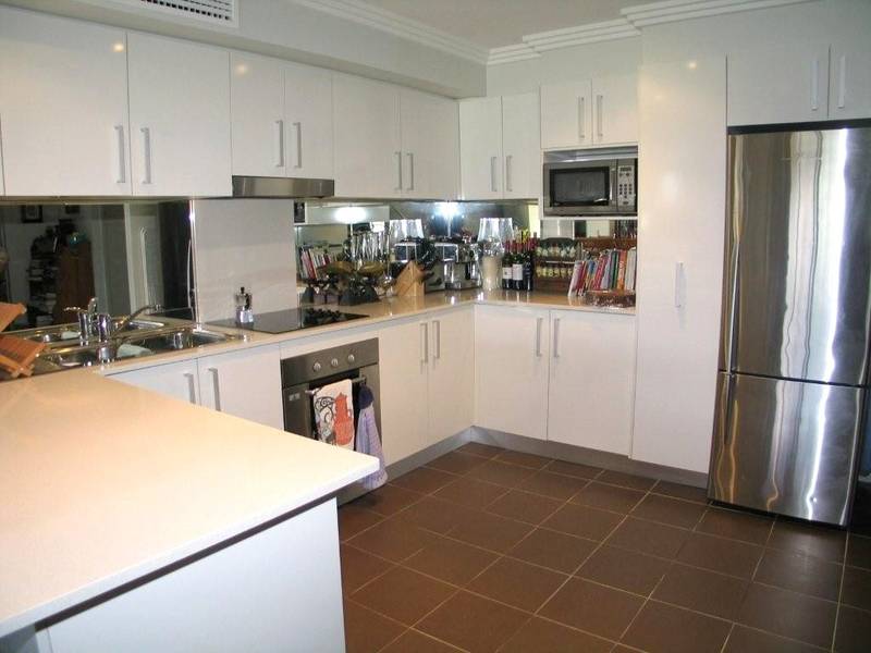 STYLISH NEW YORK STYLE APARTMENT Picture